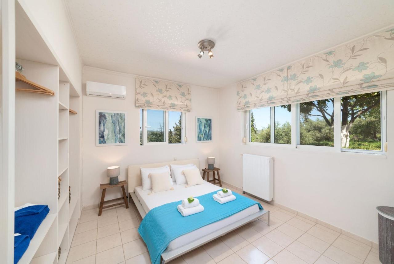 Villa Chrysallis With Heated Pool 耶奥伊乌波利斯 外观 照片